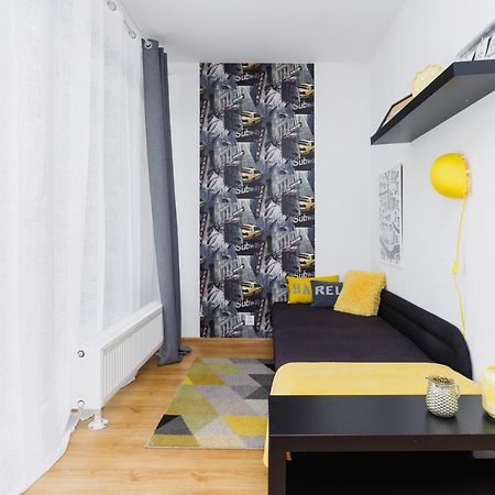 Studio Pradnik Bialy Krakow By Renters Lägenhet Exteriör bild